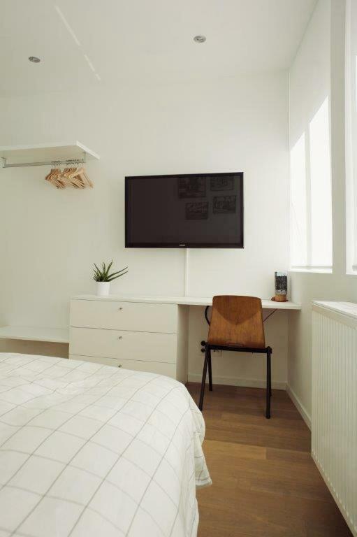The Flat Apartment *